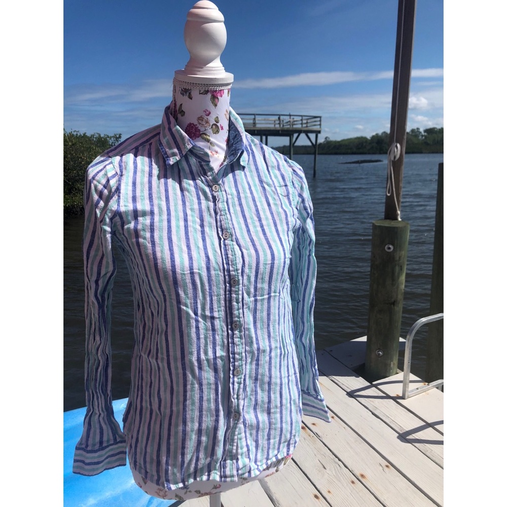 IZOD Long Sleeve Button Down